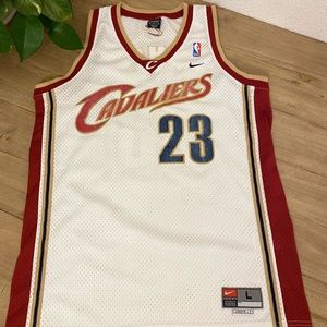Nike LeBron James Cavaliers Jersey